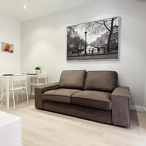 Ma22 - Ma22 - In Sants Communal Terrace Barcellona